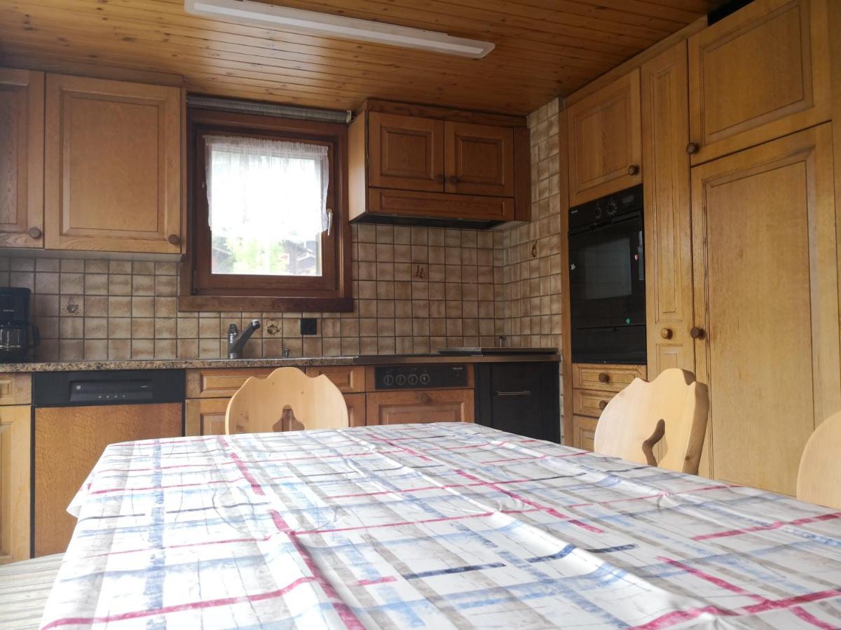 Haus Seiler Appartement Goms Buitenkant foto