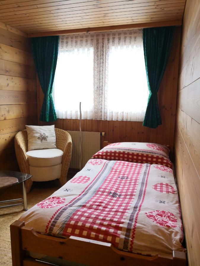 Haus Seiler Appartement Goms Buitenkant foto